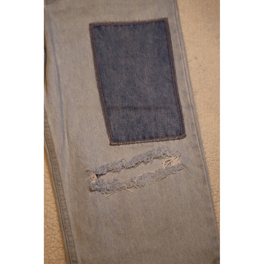 BDG Urban Outfitters Mens Bow Fit Patchwork Distressed Light Wash Jeans 30x30 - Picture 3 of 8